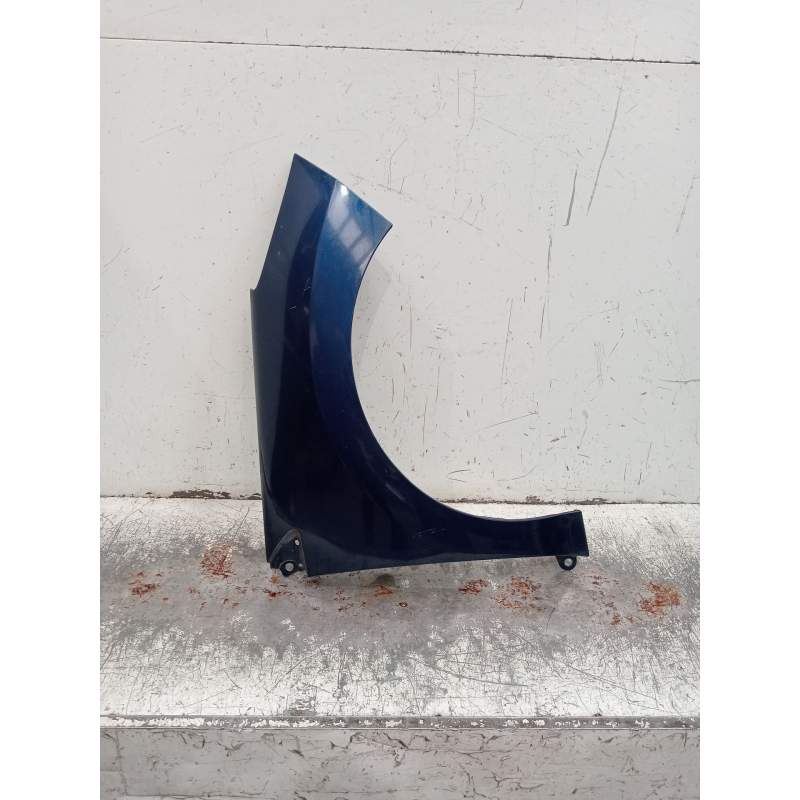 Recambio de aleta delantera derecha para peugeot 308 premium referencia OEM IAM   2007