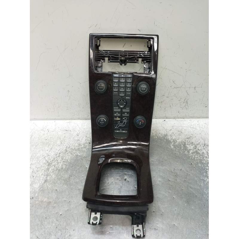 Recambio de mando calefaccion / aire acondicionado para volvo s40 berlina 1.6 d kinetic referencia OEM IAM 8623067  2004