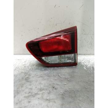 PILOTO TRASERO DERECHO INTERIOR 92404A4 2016