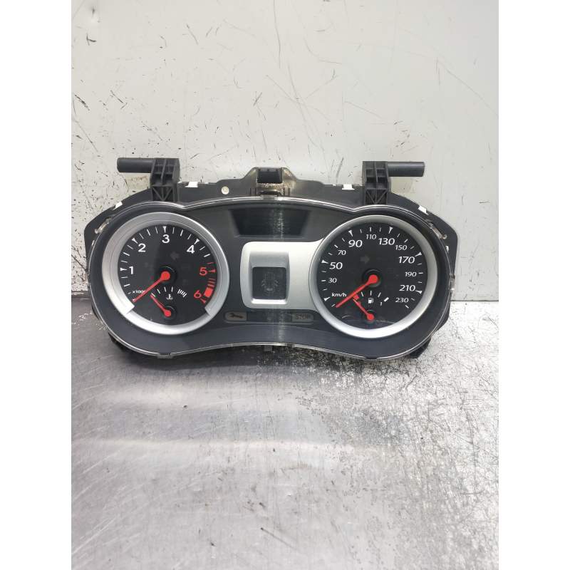 Recambio de cuadro instrumentos para renault clio iii referencia OEM IAM 8200821001 7AGEJ590383 2009