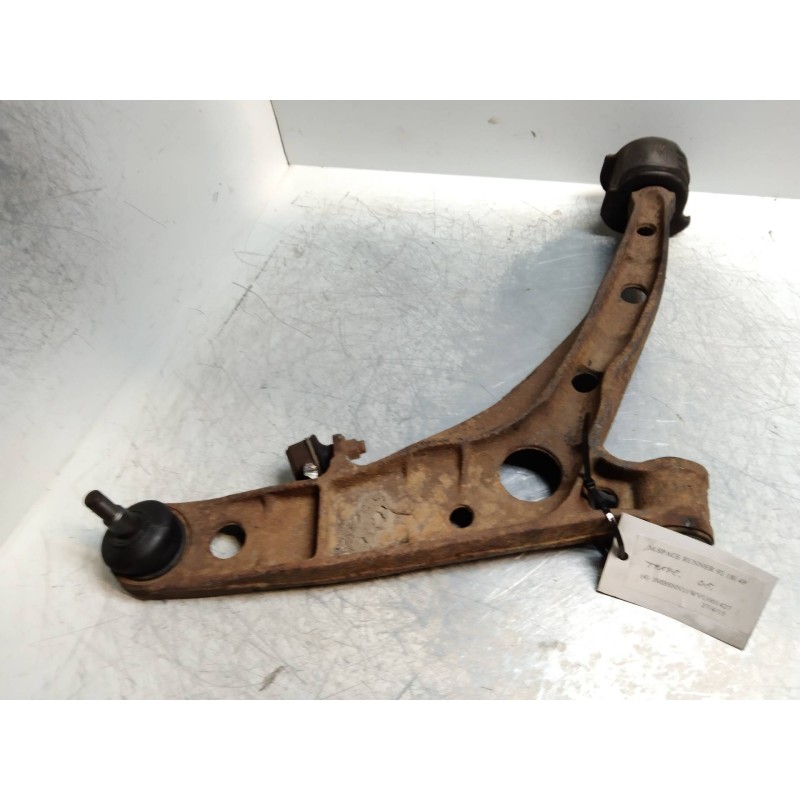 Recambio de brazo suspension inferior delantero derecho para mitsubishi space runner (n10/n20) gli referencia OEM IAM   