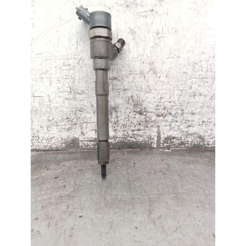 Recambio de inyector para hyundai sonata v (nf) 2.0 crdi referencia OEM IAM 3380027400 0445110258 BOSCH