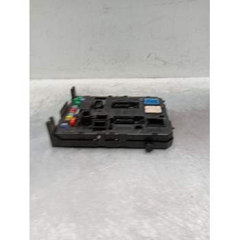 CAJA RELES / FUSIBLES 16HDI 2008