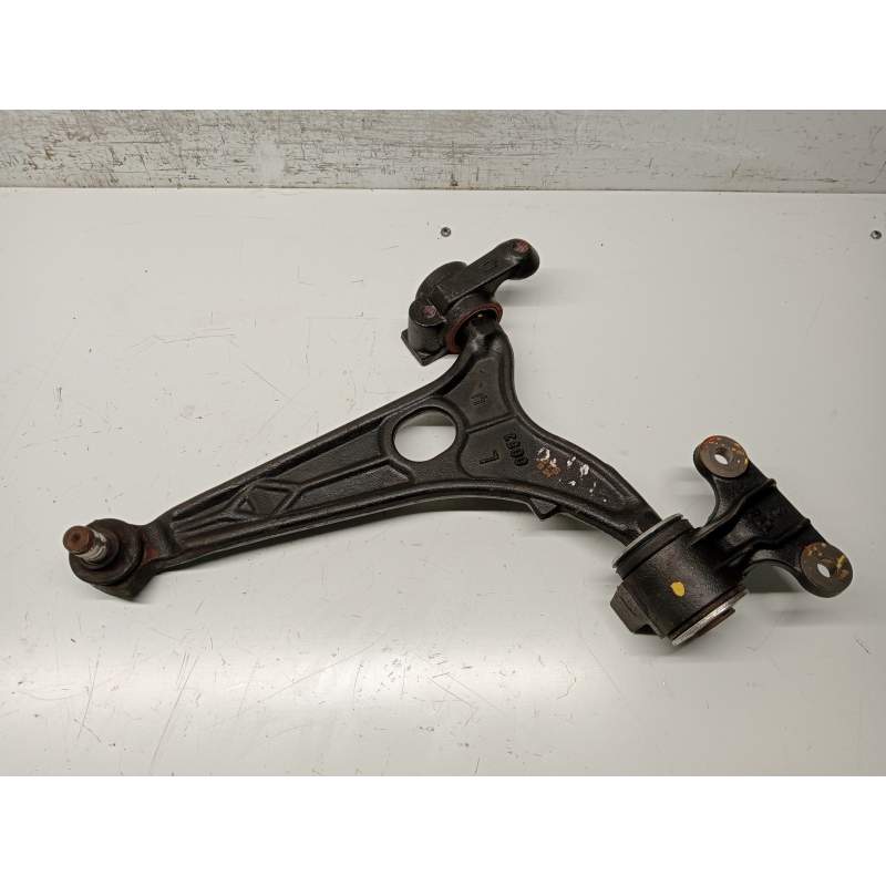 Recambio de brazo suspension inferior delantero izquierdo para peugeot expert kasten 1.6 16v hdi referencia OEM IAM   