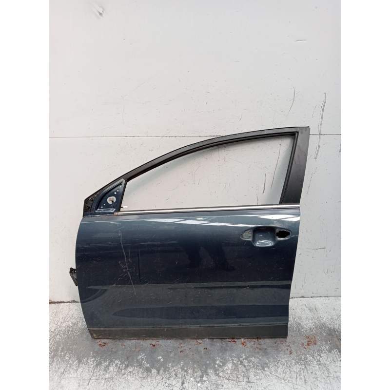 Recambio de puerta delantera izquierda para kia stonic (yb) 1.0 t-gdi referencia OEM IAM  5P 2017