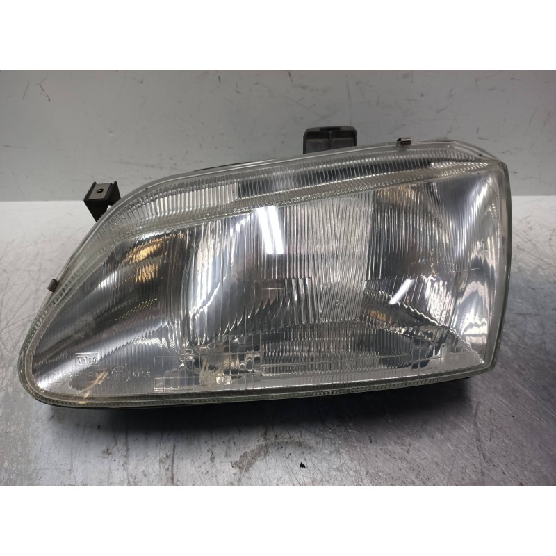 Recambio de faro izquierdo para renault megane i classic (la0) 1.6e rn referencia OEM IAM   