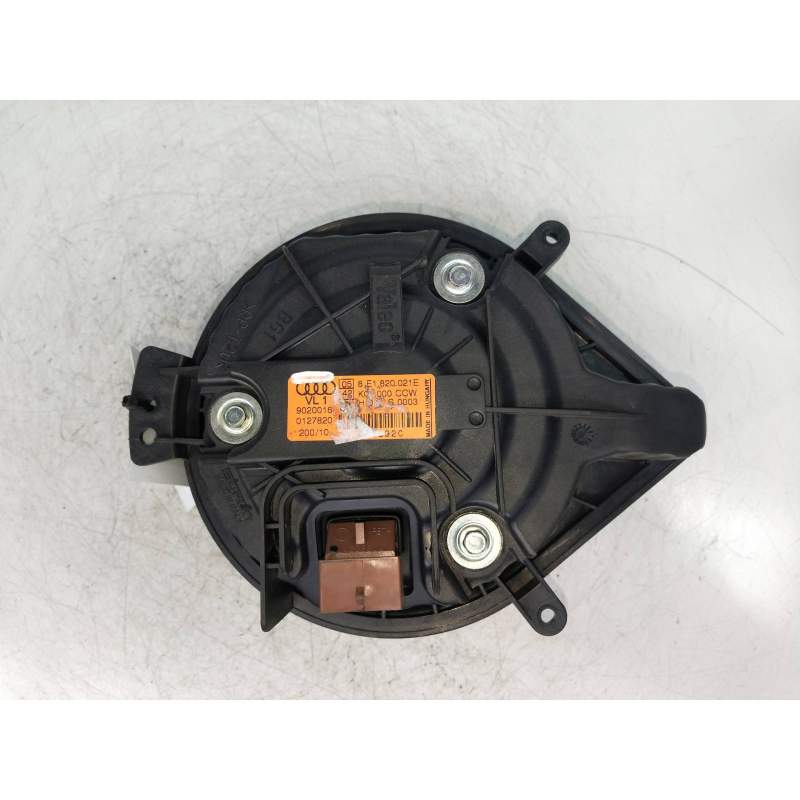 Recambio de motor calefaccion para seat exeo berlina (3r2) 2.0 tdi referencia OEM IAM 8E1820021E K01000CCW 9020016