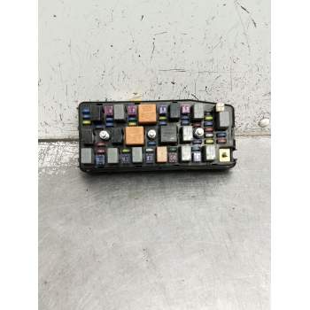 CAJA RELES / FUSIBLES 07132n AK6556 20CDTI 2006