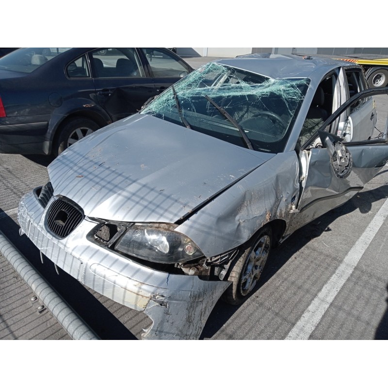 seat ibiza (6l1) del año 2004