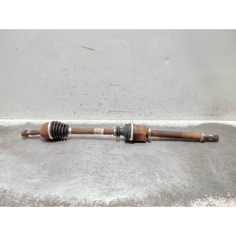 Recambio de transmision delantera derecha para renault megane ii berlina 5p referencia OEM IAM 8200790517 19DCI 2006