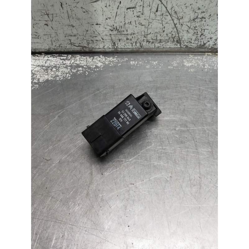 Recambio de caja precalentamiento para volvo v40 referencia OEM IAM 51299049 9666671780 