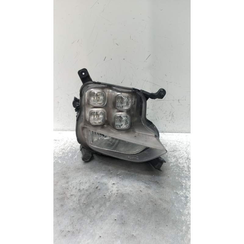 Recambio de faro antiniebla derecho para kia cee´d (jd) 1.6 gt referencia OEM IAM   2012