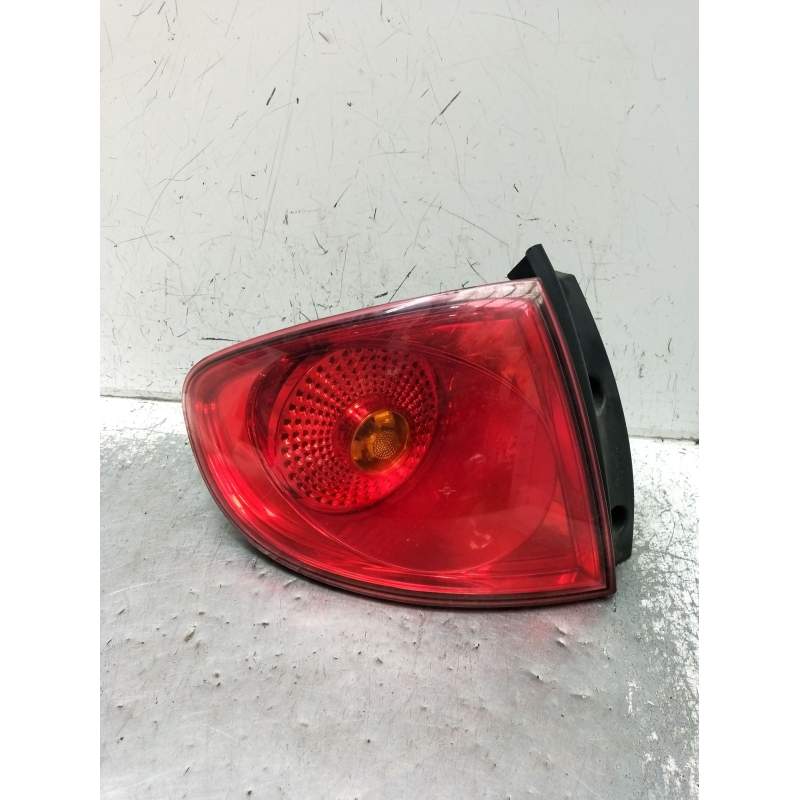 Recambio de piloto trasero izquierdo para seat altea (5p1) 1.9 tdi referencia OEM IAM   2004