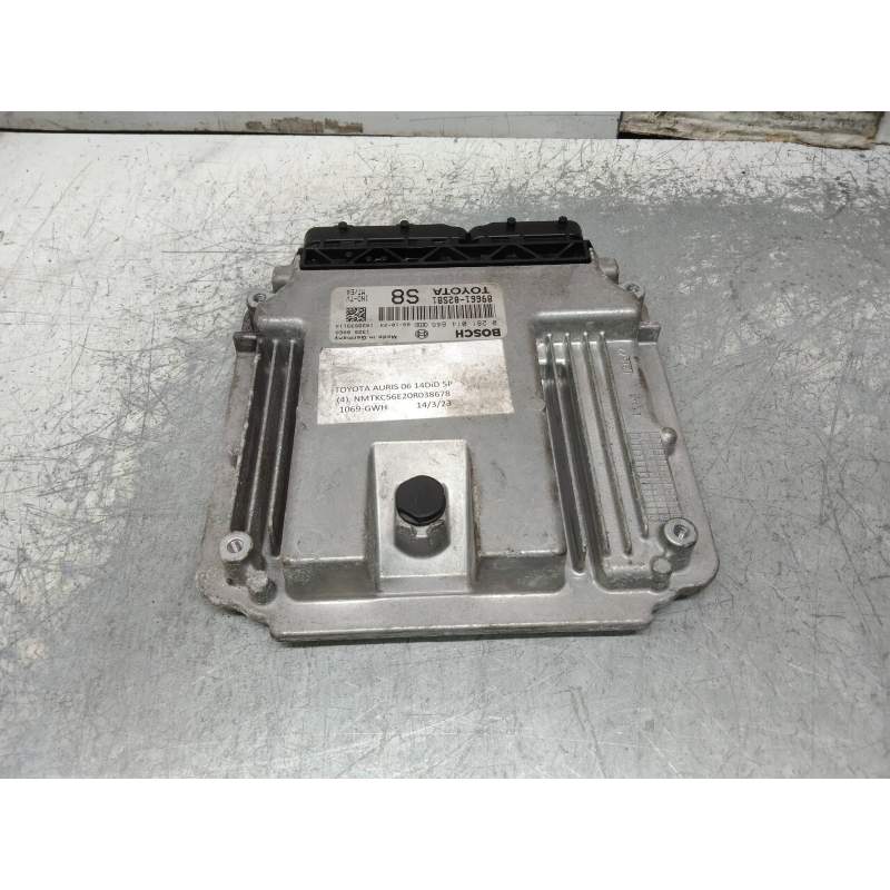 Recambio de centralita motor uce para toyota auris luna referencia OEM IAM 0281014846 8966102S81 2006