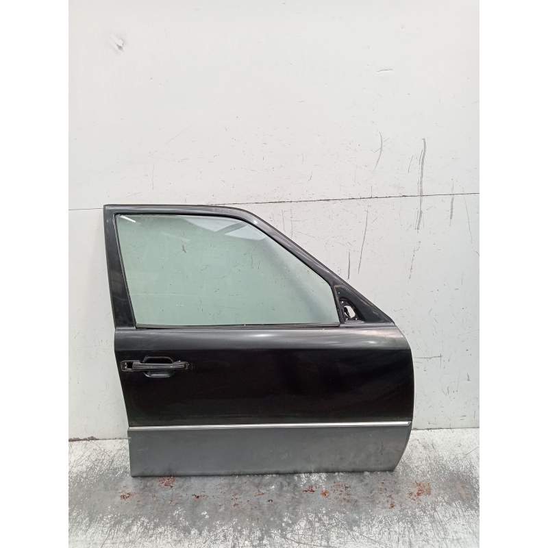 Recambio de puerta delantera derecha para mercedes-benz clase e (w124) berlina referencia OEM IAM  4P 1989