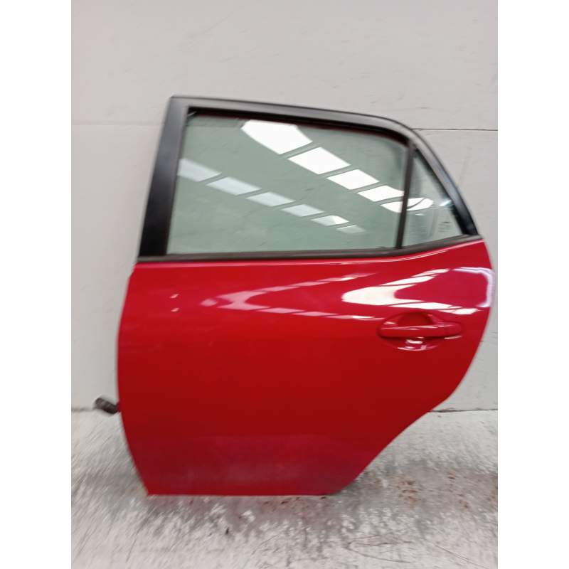Recambio de puerta trasera izquierda para toyota auris (_e15_) 1.4 d-4d (nde150_) referencia OEM IAM  5P 2006