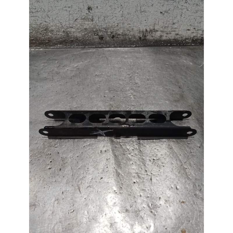 Recambio de tirante trasero izquierdo para bmw serie 3 berlina (e90) referencia OEM IAM 3332676347703 ANTERIOR 2005