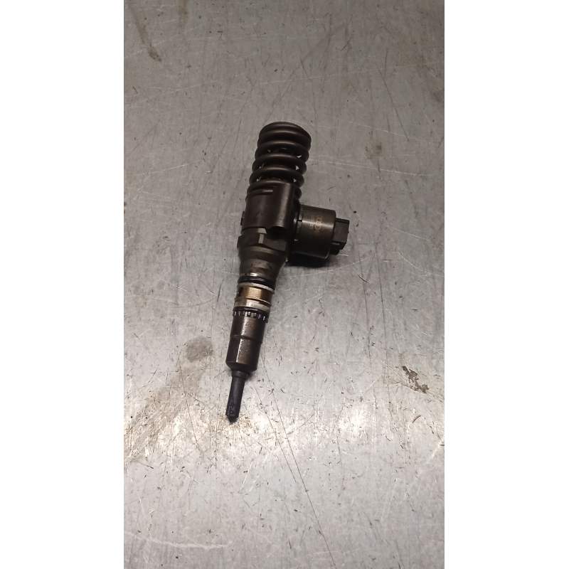 Recambio de inyector para audi a3 (8p1) 2.0 tdi 16v referencia OEM IAM 0414720404 03G130073G BOSCH