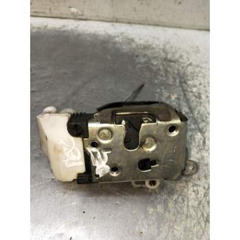 MOTOR CIERRE CENTRALIZADO DELANTERO DERECHO 5P 2004