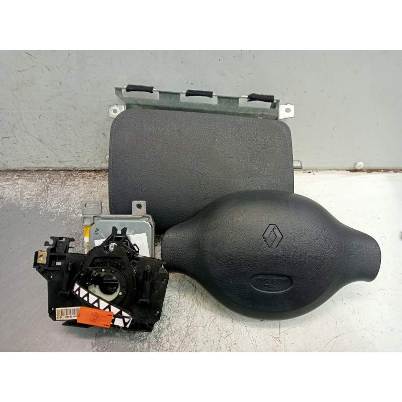 Recambio de kit airbag para renault clio ii fase i (b/cbo) 1.6 referencia OEM IAM   1998