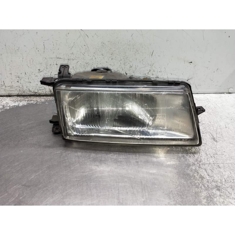 Recambio de faro derecho para opel vectra a referencia OEM IAM 1305235135 1305235137 A/92