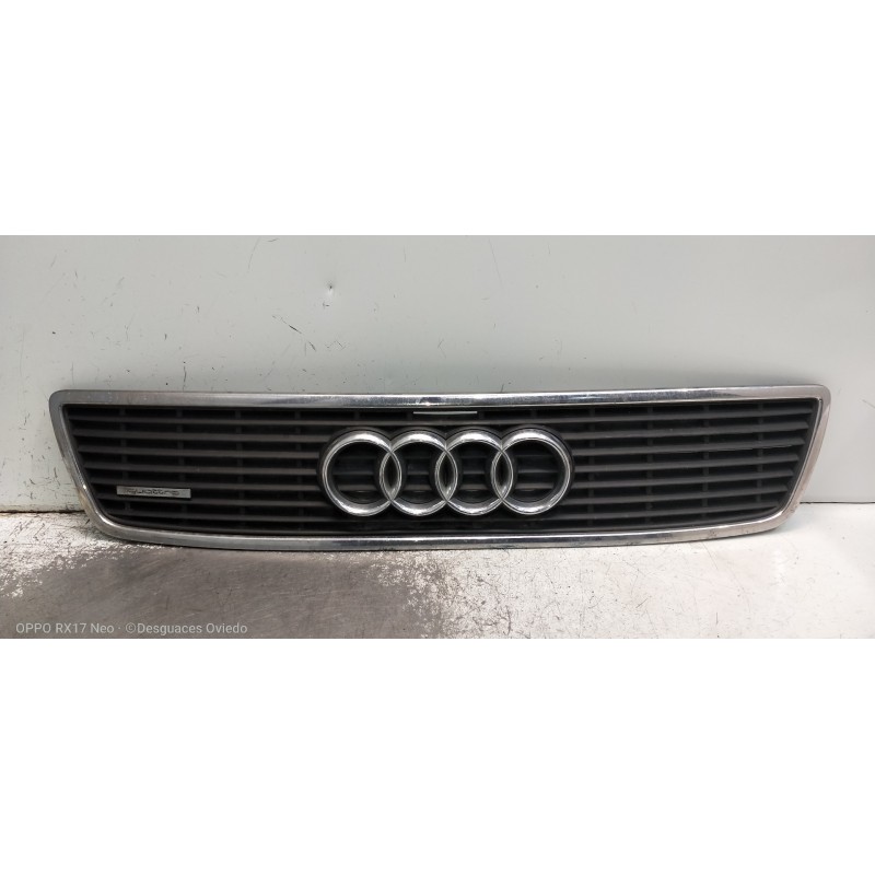 Recambio de rejilla delantera para audi a8 (d2) 3.7 quattro referencia OEM IAM   