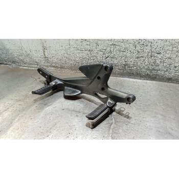 ESTRIBOS LATERALES 50650MERD010 DERECHA
