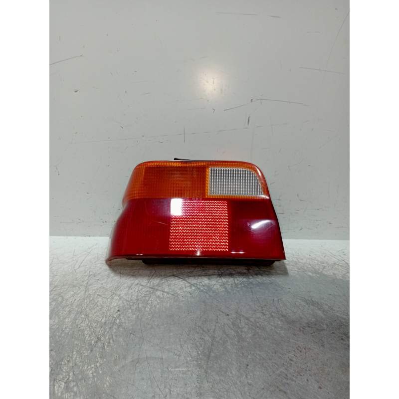 Recambio de piloto trasero izquierdo para ford escort berlina/turnier referencia OEM IAM   1990