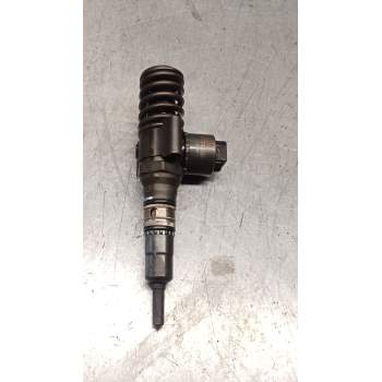 INYECTOR 0414720404 03G130073G BOSCH