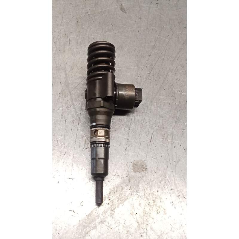 Recambio de inyector para audi a3 (8p1) 2.0 tdi 16v referencia OEM IAM 0414720404 03G130073G BOSCH