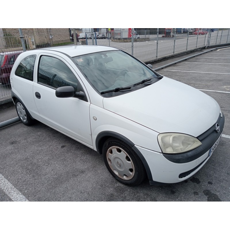 opel corsa c del año 2002