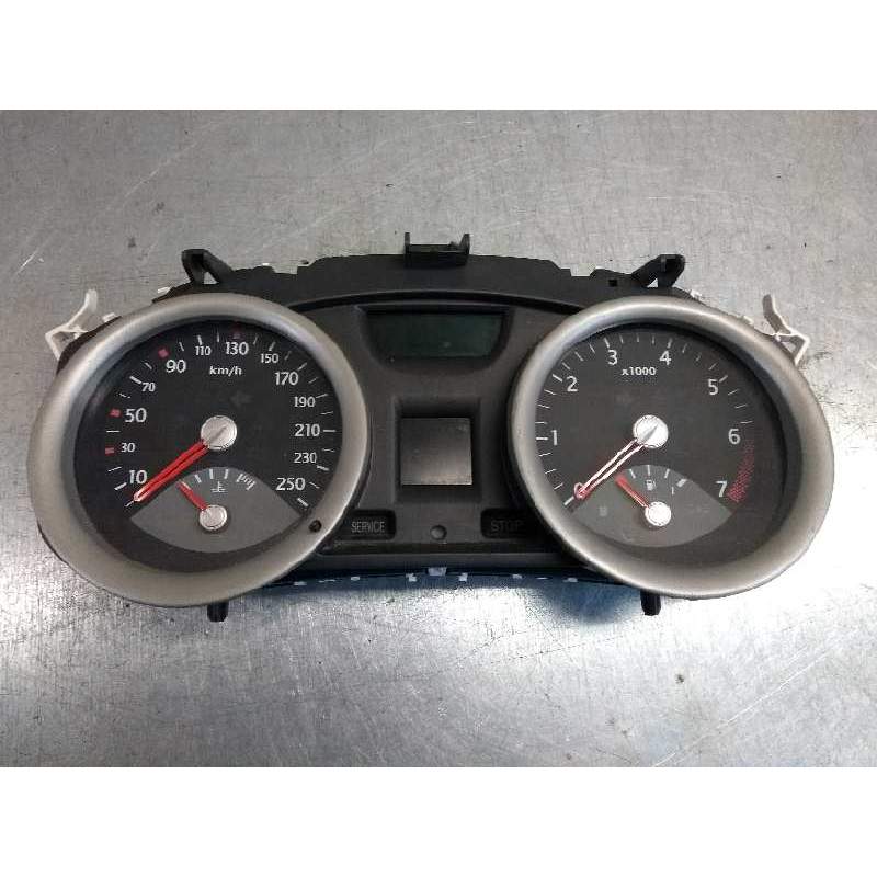 Recambio de cuadro instrumentos para renault megane ii classic berlina 1.6 16v referencia OEM IAM 8200364023F  