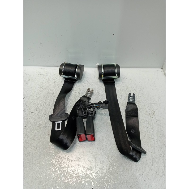 Recambio de juego cinturones trasero para audi a3 sportback (8vf) basic e-tron referencia OEM IAM   