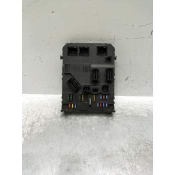 CAJA RELES / FUSIBLES 9655221080 S120104700J ESIS0200