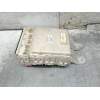 Recambio de caja reles / fusibles para toyota auris luna referencia OEM IAM 8273002150A 14CRDI 2006