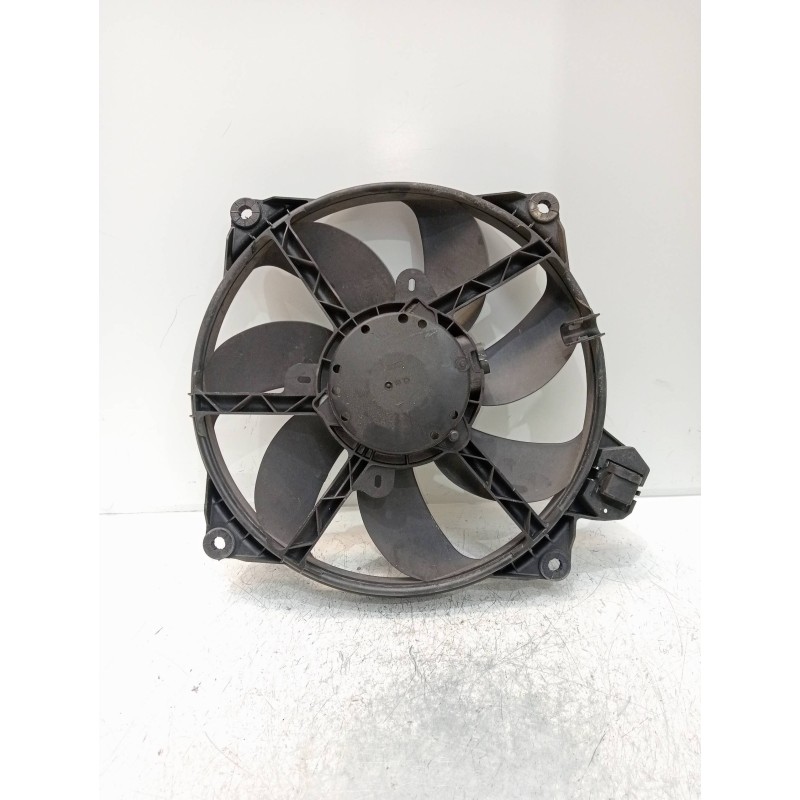 Recambio de electroventilador para renault fluence expression referencia OEM IAM   