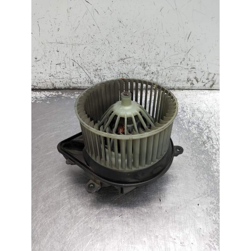 Recambio de motor calefaccion para citroën xsara berlina referencia OEM IAM 210681233F 740471233F 97