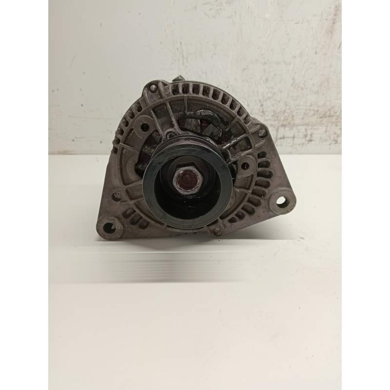 Recambio de alternador para mercedes-benz clase c (w202) berlina 250 td (202.128) referencia OEM IAM 0986038170  