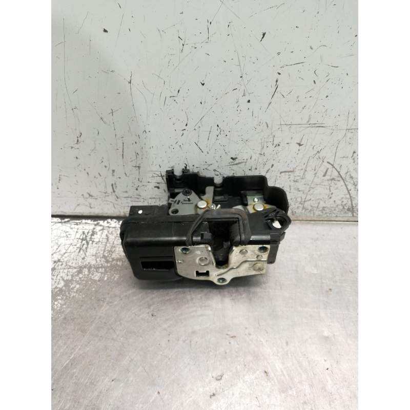 Recambio de motor cierre centralizado delantero izquierdo para opel antara cosmo 4x4 referencia OEM IAM  5P 2006