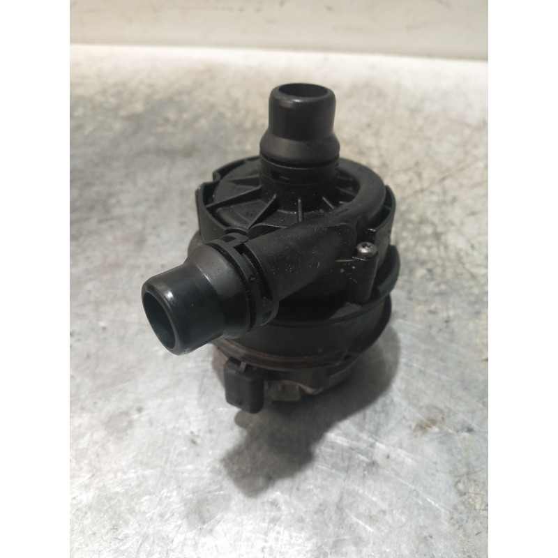 Recambio de bomba agua para bmw serie 2 coupe (f22) m240i referencia OEM IAM 0392024062 863795304 