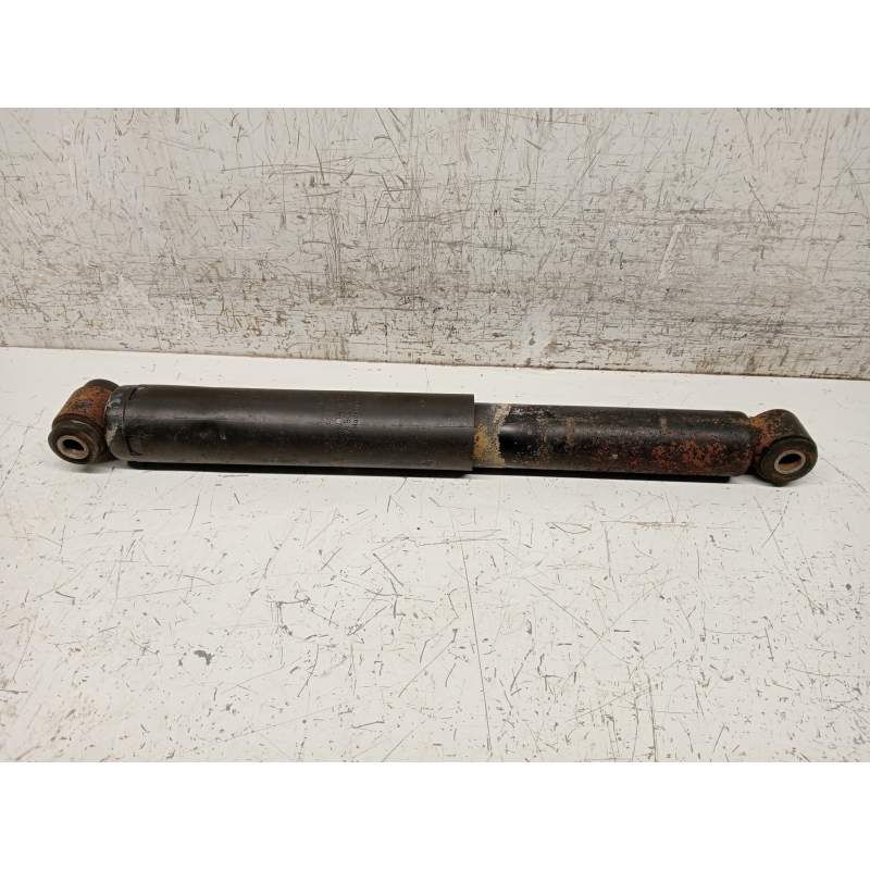 Recambio de amortiguador trasero derecho para mercedes-benz sprinter (w901,w904) caja cerr. referencia OEM IAM   