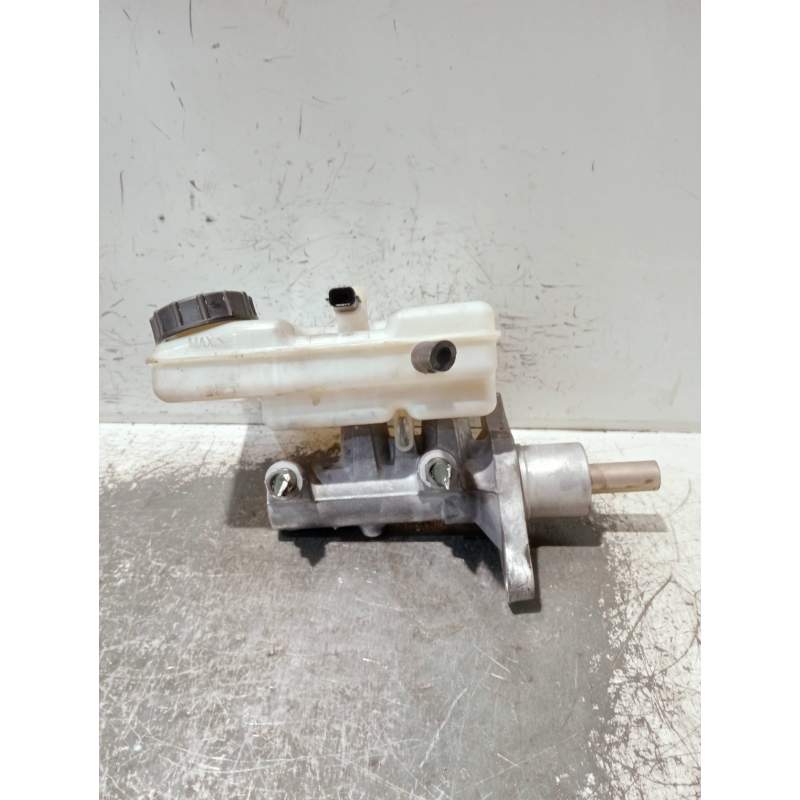 Recambio de bomba freno para renault master kasten referencia OEM IAM 03350890481  