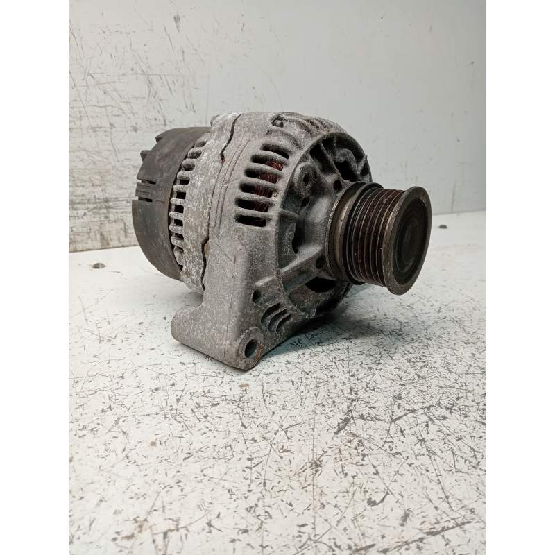 Recambio de alternador para mercedes-benz sprinter (w901,w904) caja cerr. referencia OEM IAM A0101540802  