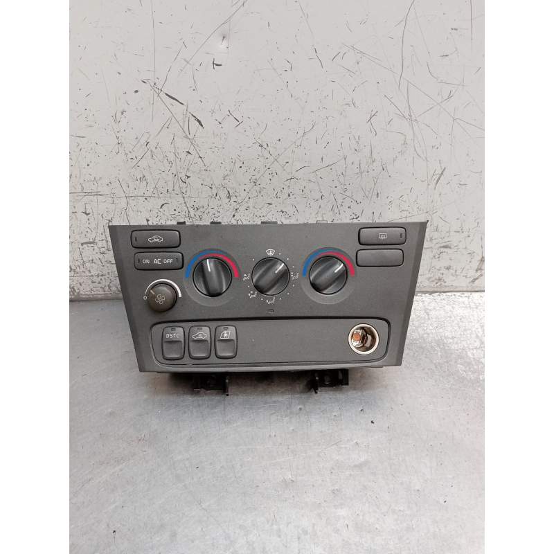 Recambio de mando calefaccion / aire acondicionado para volvo v70 ii (285) 2.4 referencia OEM IAM MU44CC00076 8651240 2000