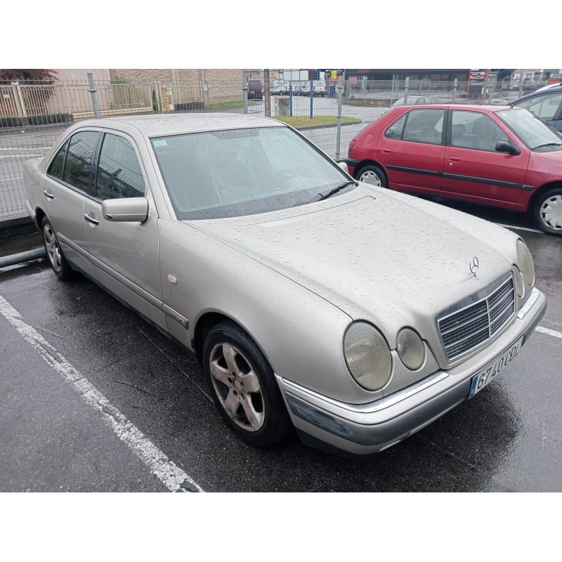 mercedes clase e (w210) berlina diesel del año 2003