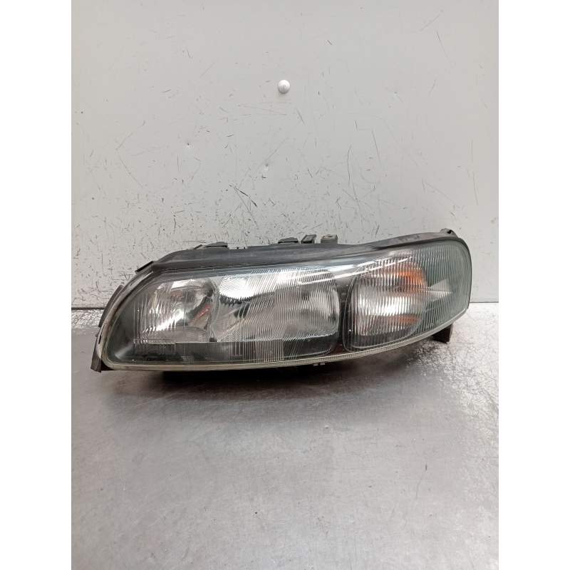 Recambio de faro izquierdo para volvo v70 ii (285) 2.4 referencia OEM IAM 89006878 8662919 2000