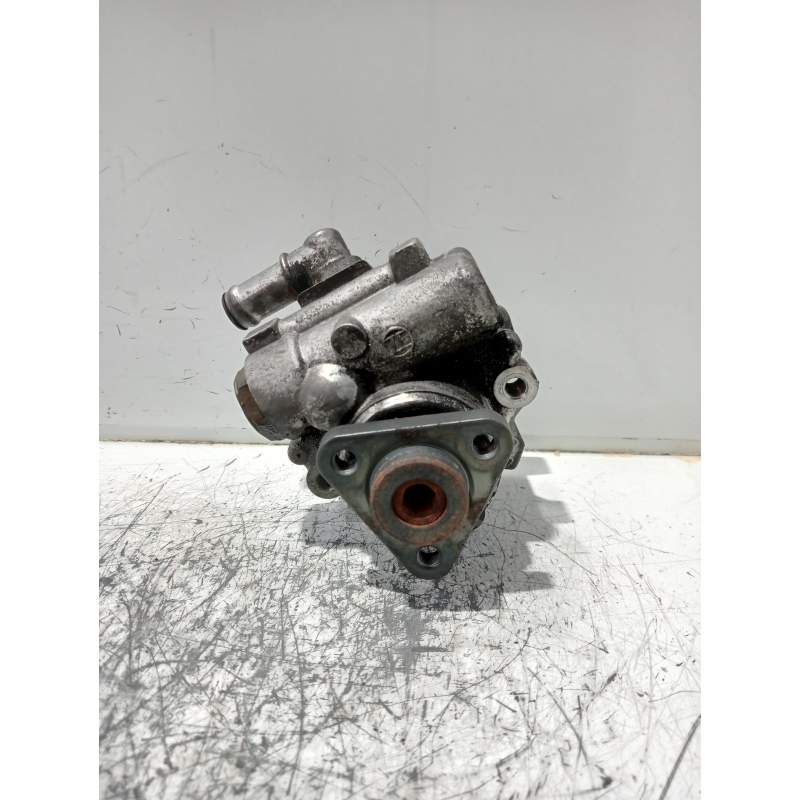 Recambio de bomba direccion para audi a6 berlina (4f2) referencia OEM IAM 7692955200 4F0145155E 2004