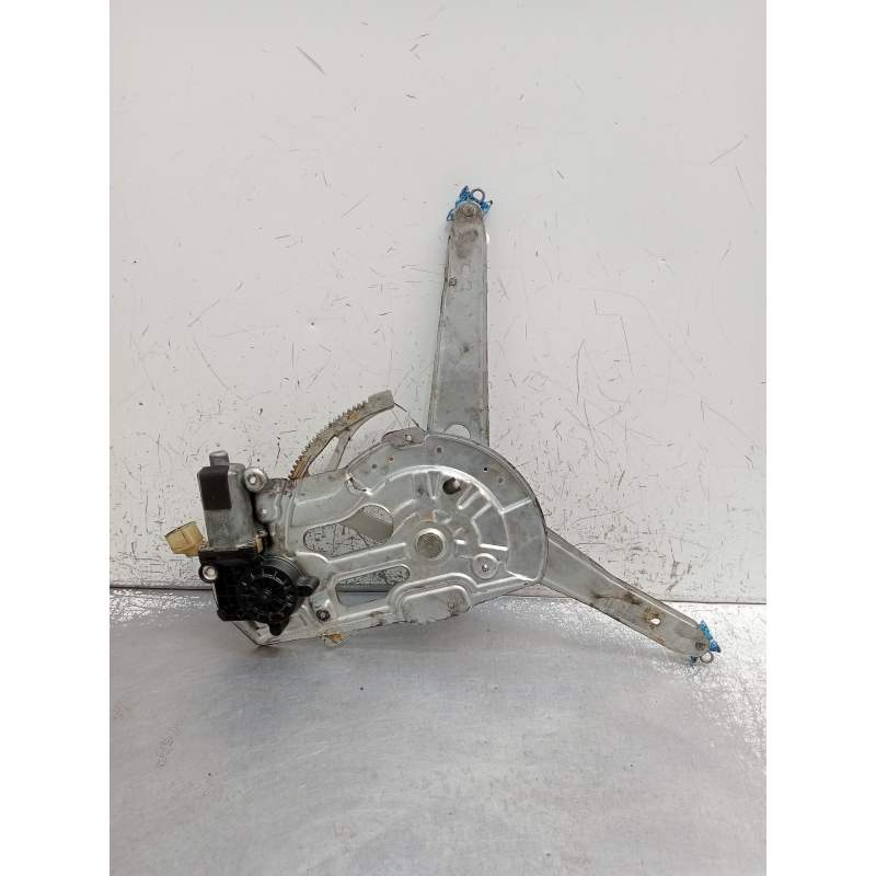 Recambio de elevalunas delantero izquierdo para volvo v70 ii (285) 2.4 referencia OEM IAM 8626849 5P 2000
