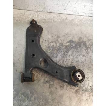 BRAZO SUSPENSION INFERIOR DELANTERO DERECHO 