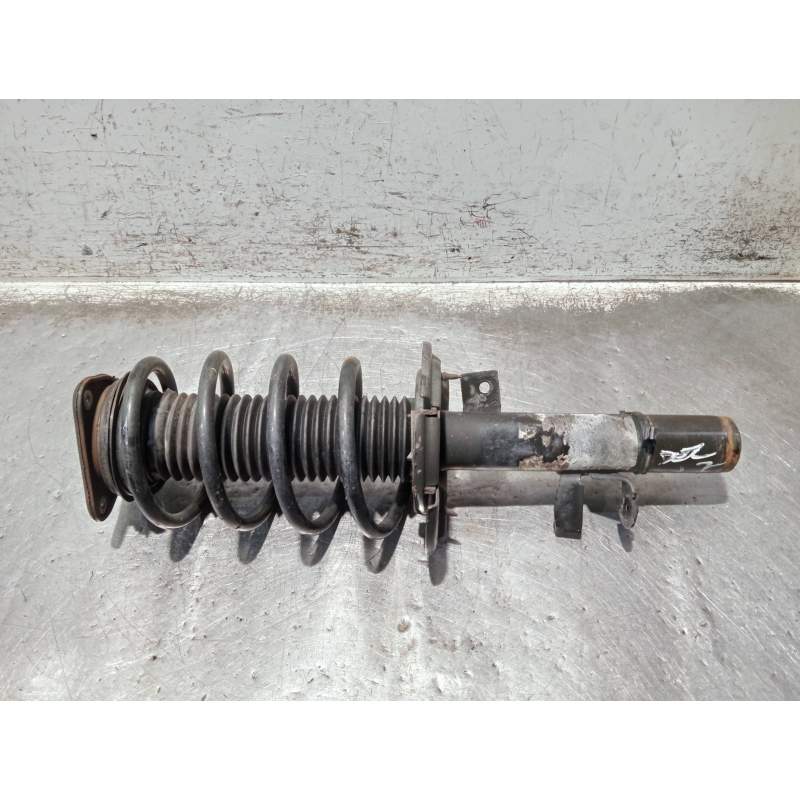 Recambio de amortiguador delantero izquierdo para ford focus turn. referencia OEM IAM BV6118K001LAB E5632502 